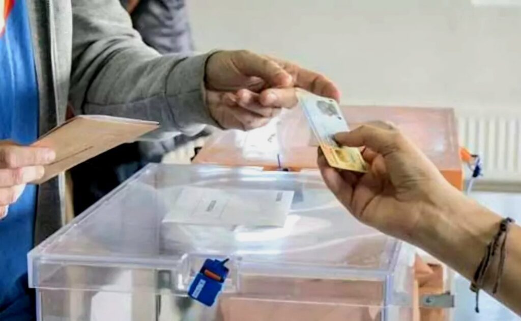 مقترح السماح للشباب بالتصويت ابتداءً من 16 عامًا في كتالونيا